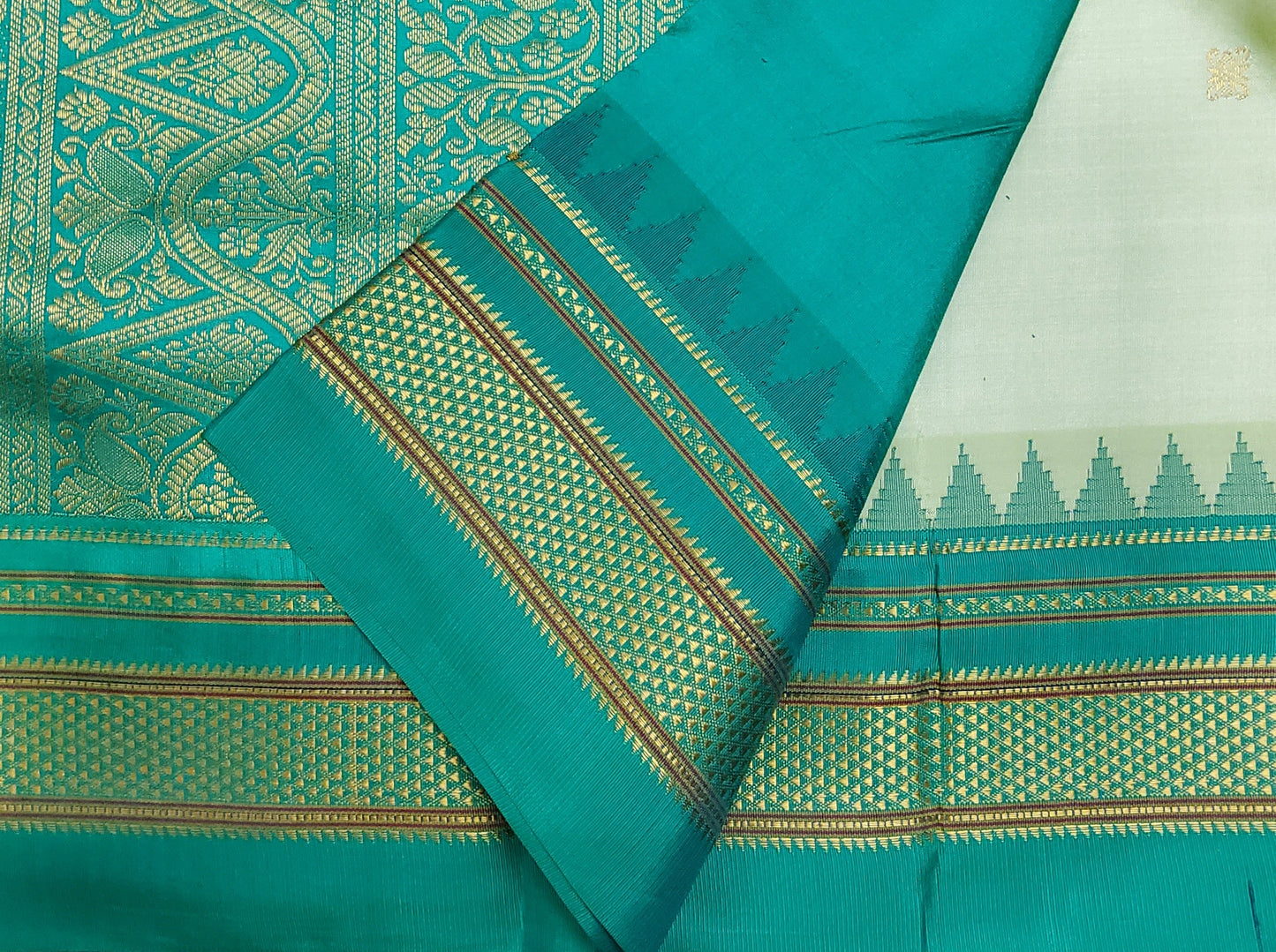 Narayapet Traditional Silk Saree