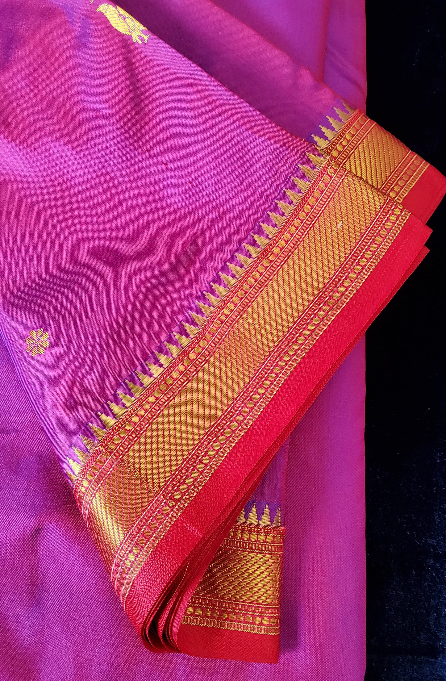 Narayanpet Traditional Silk Saree